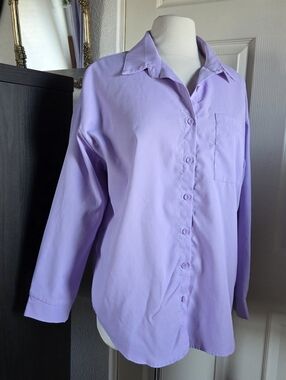 Baggy oversized lilac purple collared button down shirt blouse Size S